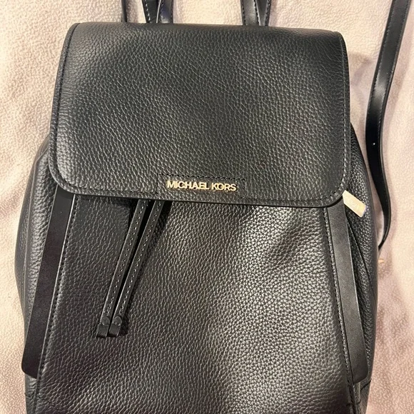 Michael Kors, medium drawstring, backpack leather new with tags Michael Kors Phoebe Medium Drawstring Backpack-NEW WITH TAGS main image 2